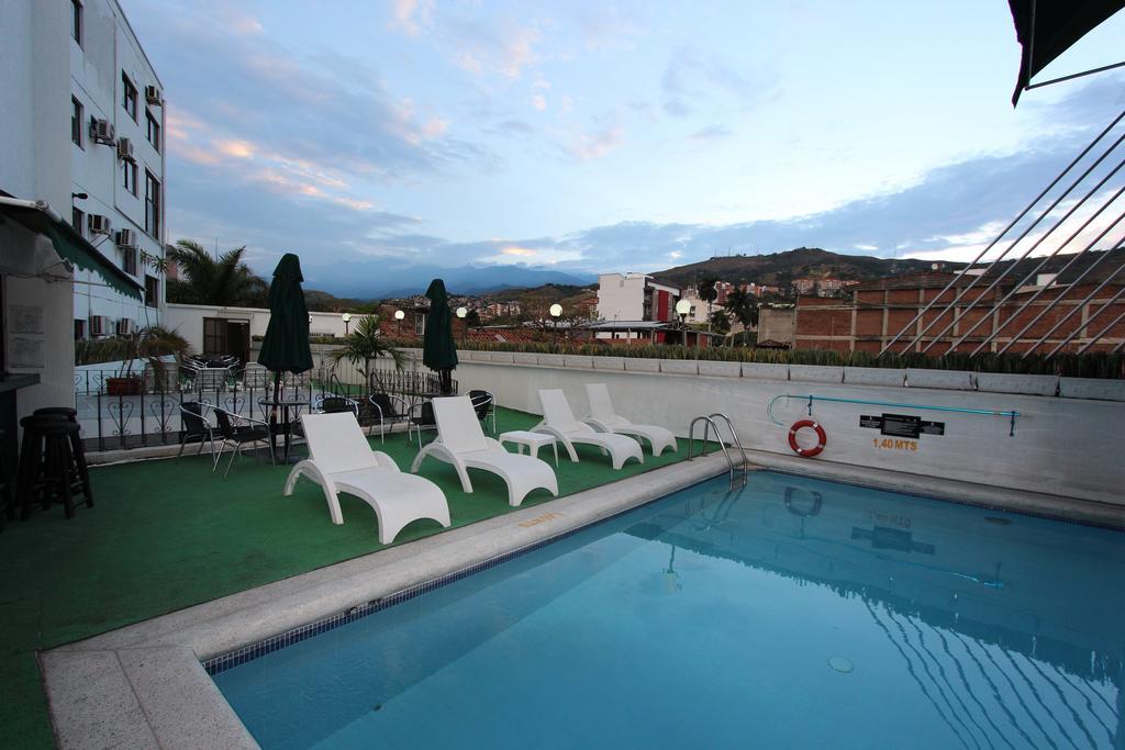 Hotel San Fernando Real Cali Bagian luar foto